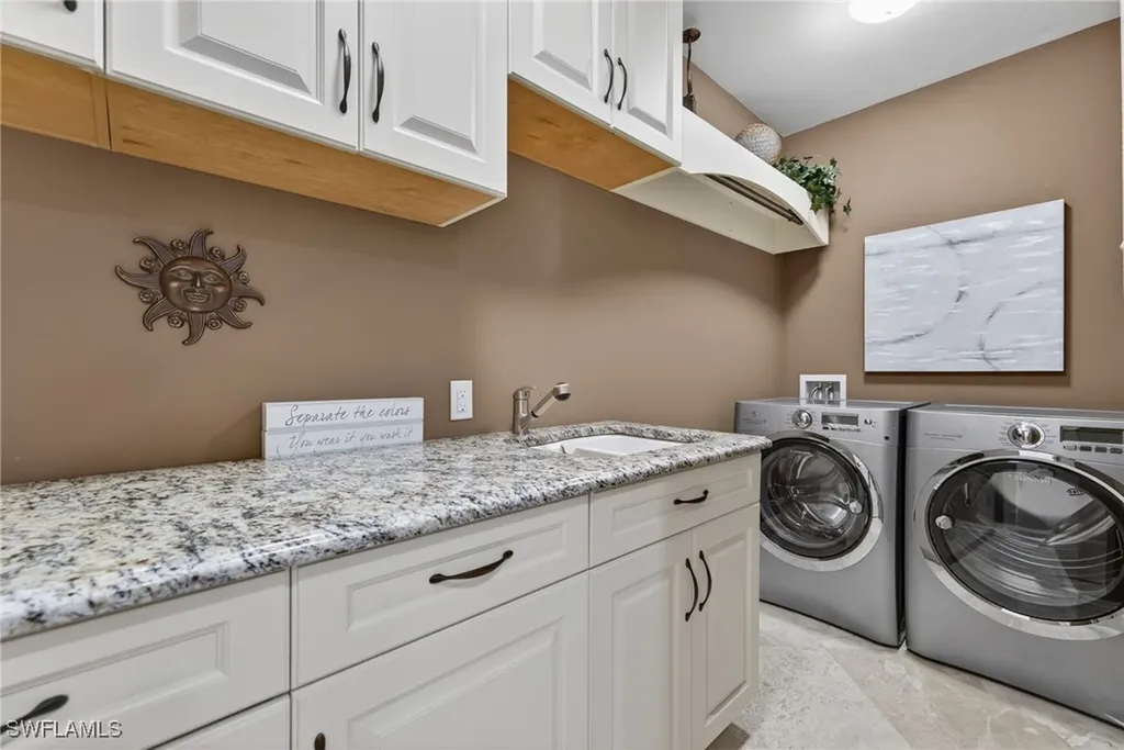 1330 Marlin Drive Naples FL 34102