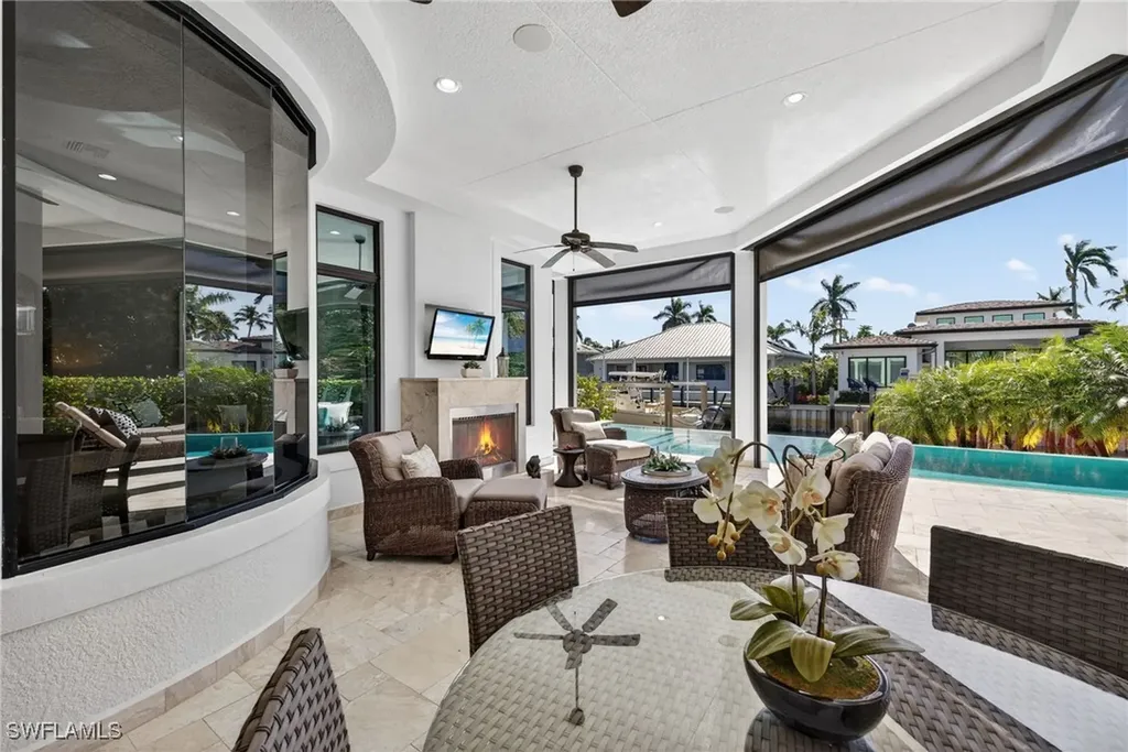 1330 Marlin Drive Naples FL 34102