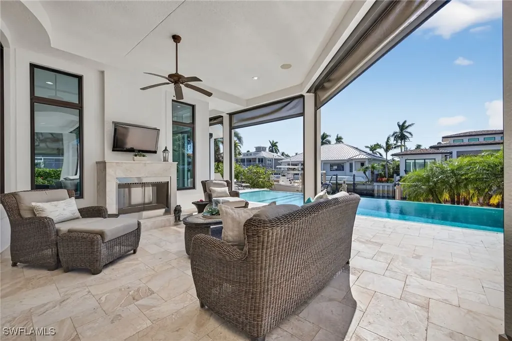 1330 Marlin Drive Naples FL 34102