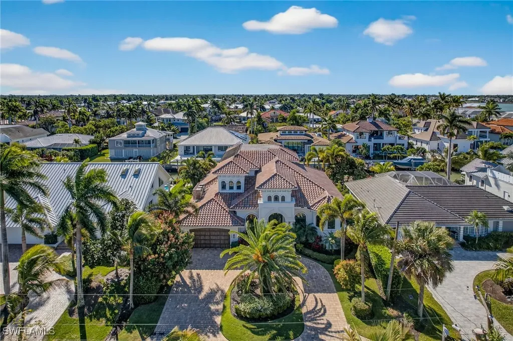 1330 Marlin Drive Naples FL 34102