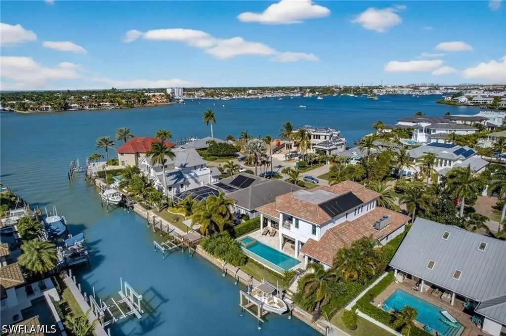 1330 Marlin Drive Naples FL 34102