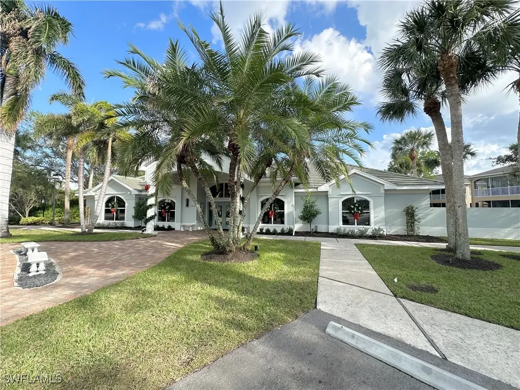 23007 Lone Oak Drive Estero FL 33928
