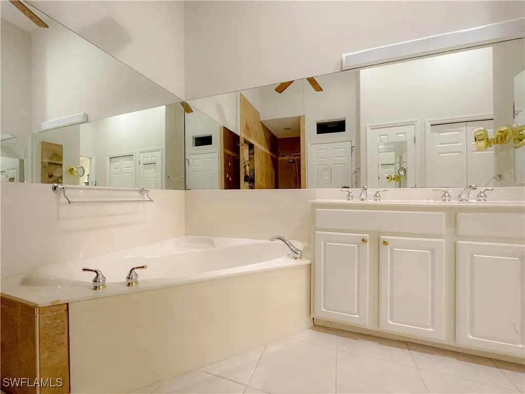 8310 Big Acorn Circle Naples FL 34119