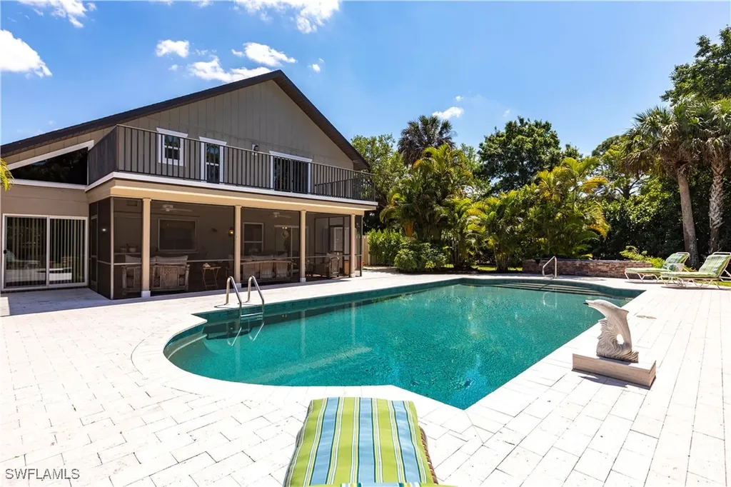 183 Old Tamiami Trail Naples FL 34110