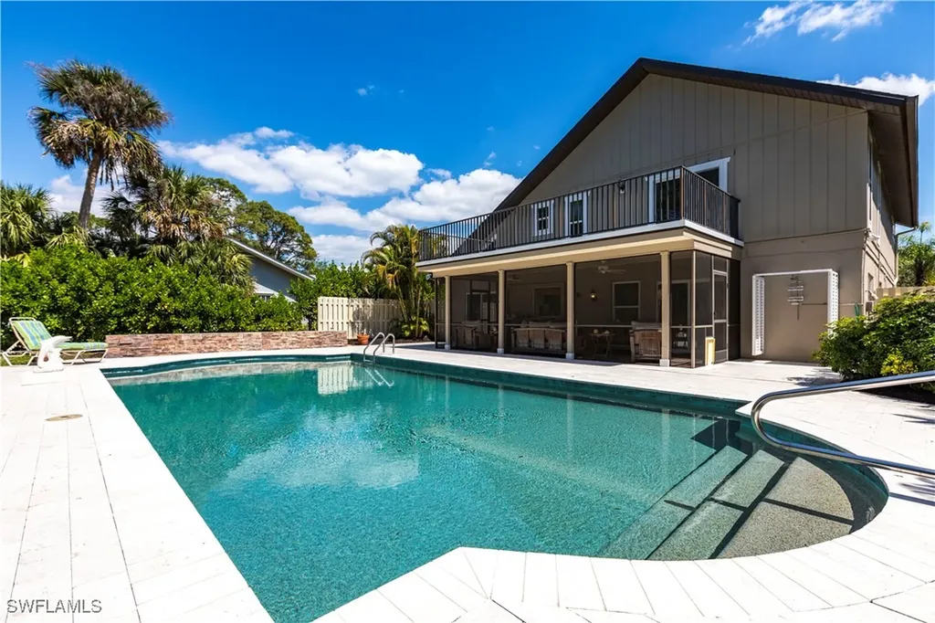 183 Old Tamiami Trail Naples FL 34110
