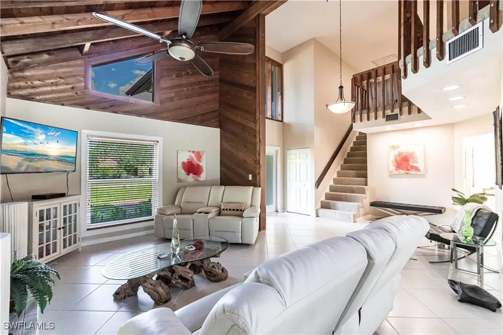 183 Old Tamiami Trail Naples FL 34110