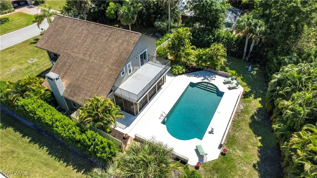 183 Old Tamiami Trail Naples FL 34110
