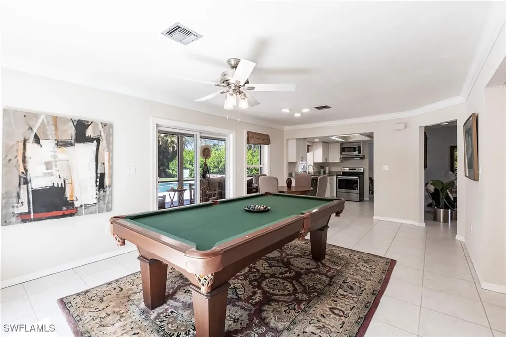 183 Old Tamiami Trail Naples FL 34110