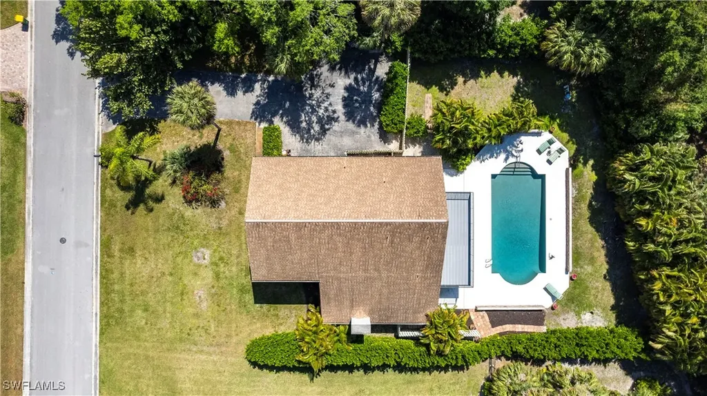 183 Old Tamiami Trail Naples FL 34110