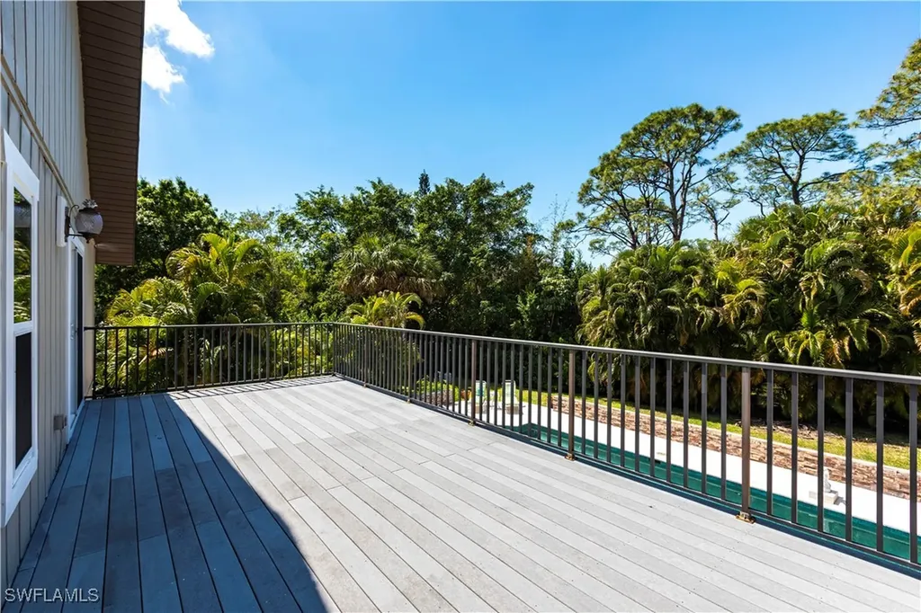183 Old Tamiami Trail Naples FL 34110