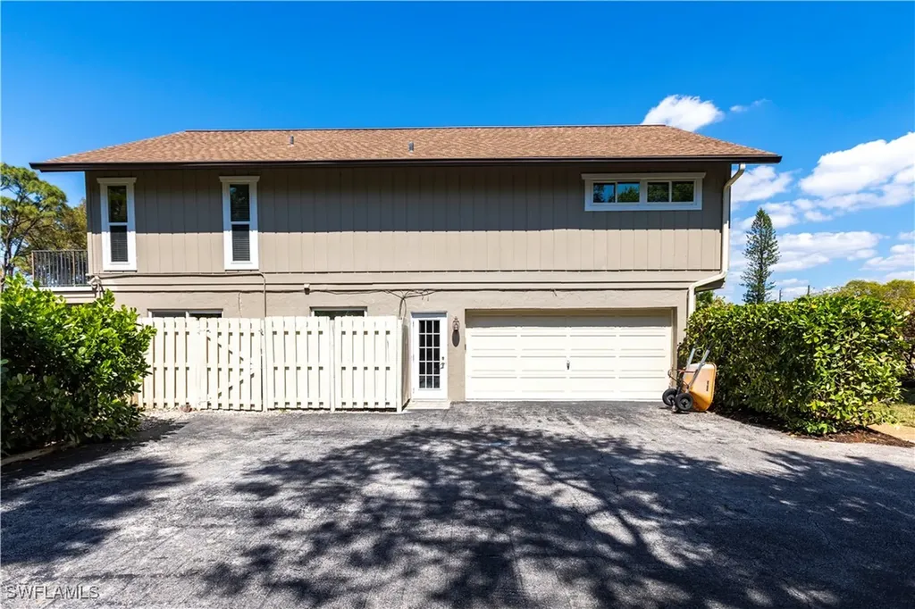 183 Old Tamiami Trail Naples FL 34110