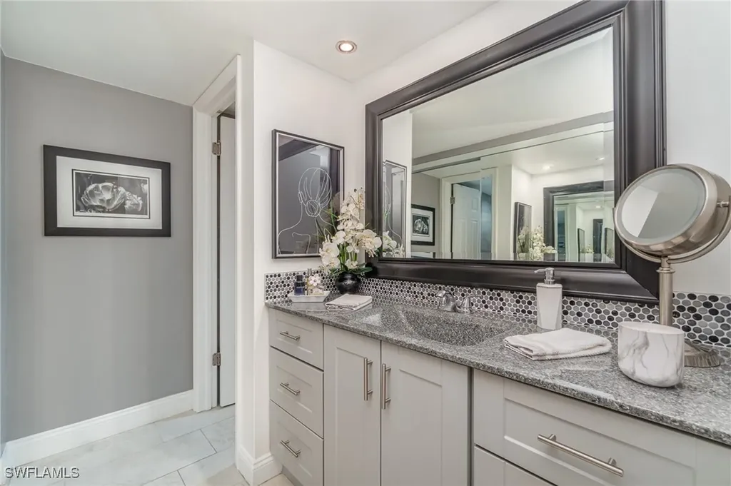 25806 Cockleshell Drive Bonita Springs FL 34135