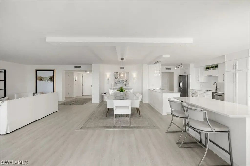 4401 Gulf Shore Boulevard N Naples FL 34103