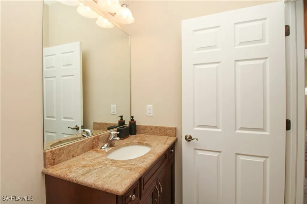 6657 Alden Woods Circle Naples FL 34113