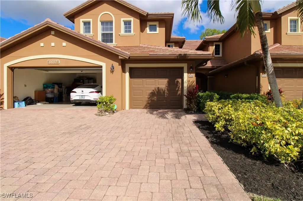6657 Alden Woods Circle Naples FL 34113