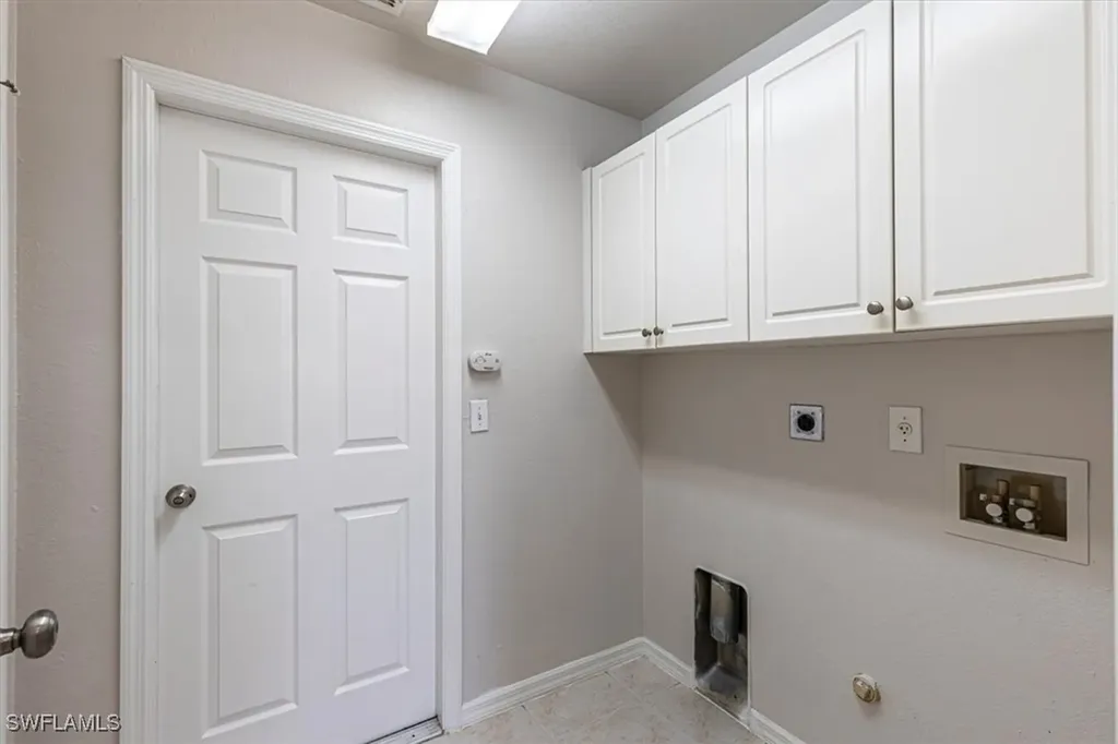 1601 NW 17th Terrace Cape Coral FL 33993