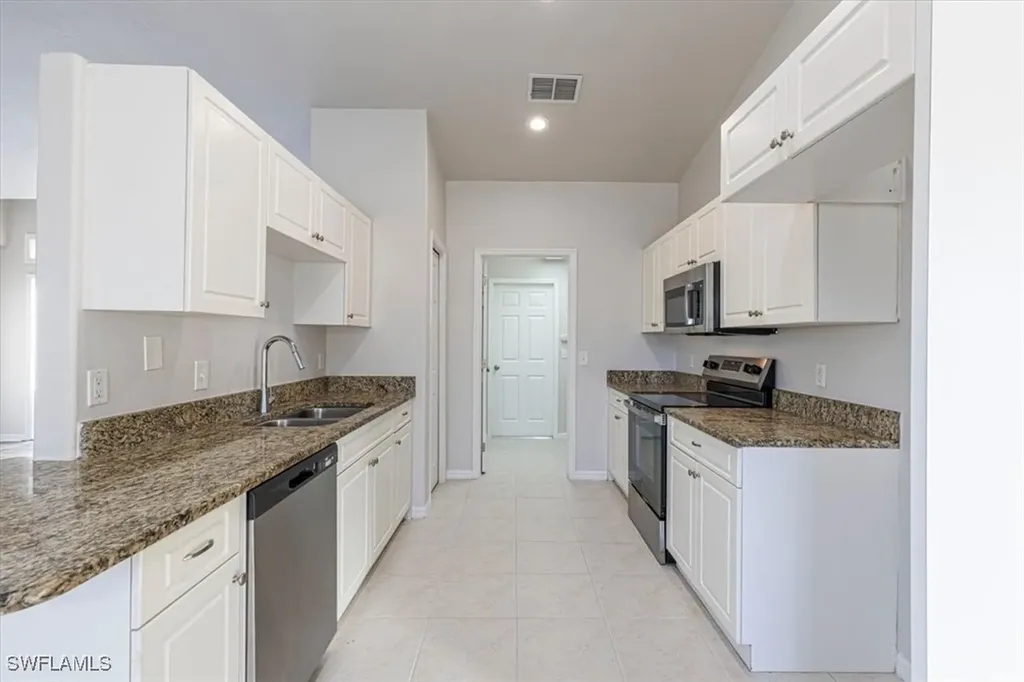 1601 NW 17th Terrace Cape Coral FL 33993