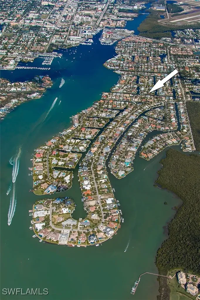1680 Mullet Court Naples FL 34102