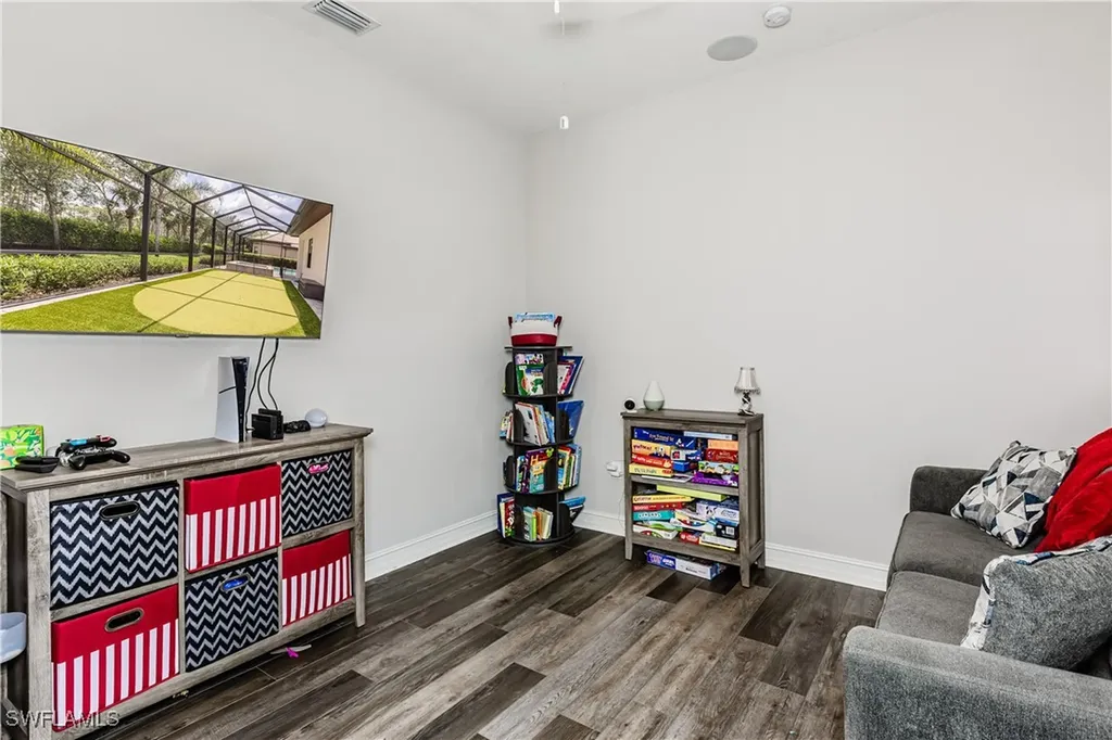 7307 Acorn Way Naples FL 34119