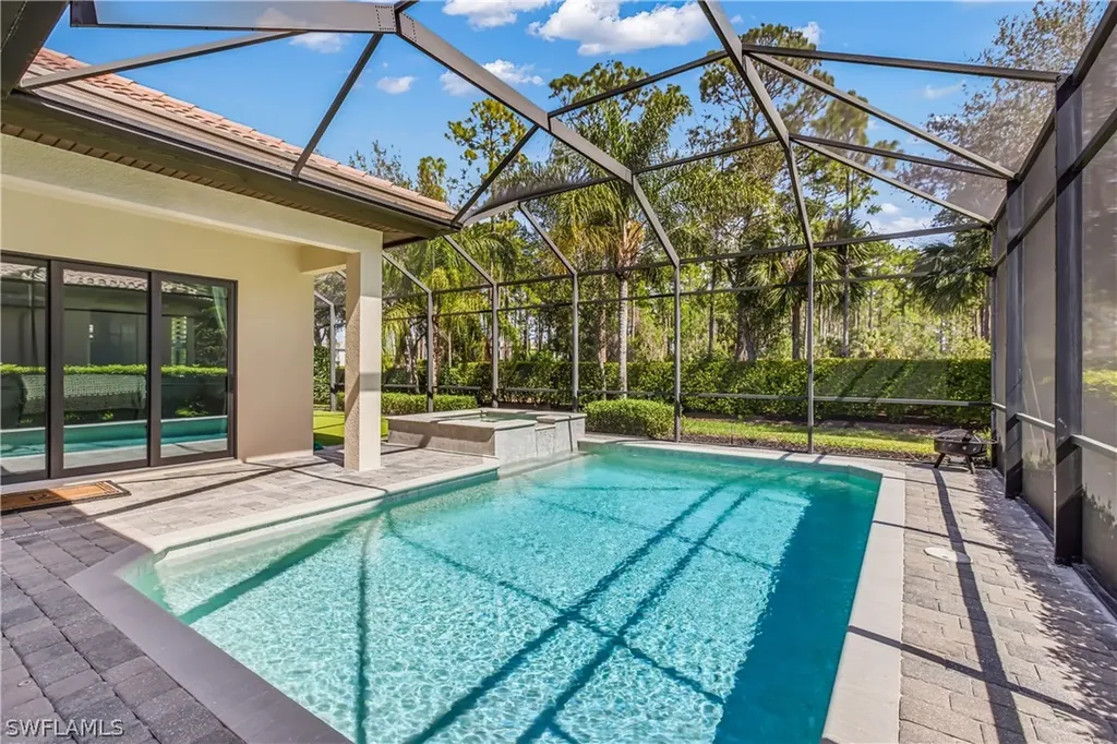 7307 Acorn Way Naples FL 34119