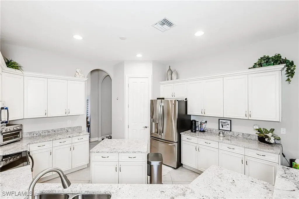 7307 Acorn Way Naples FL 34119