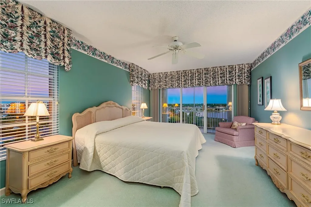 3377 Gulf Shore Boulevard N Naples FL 34103