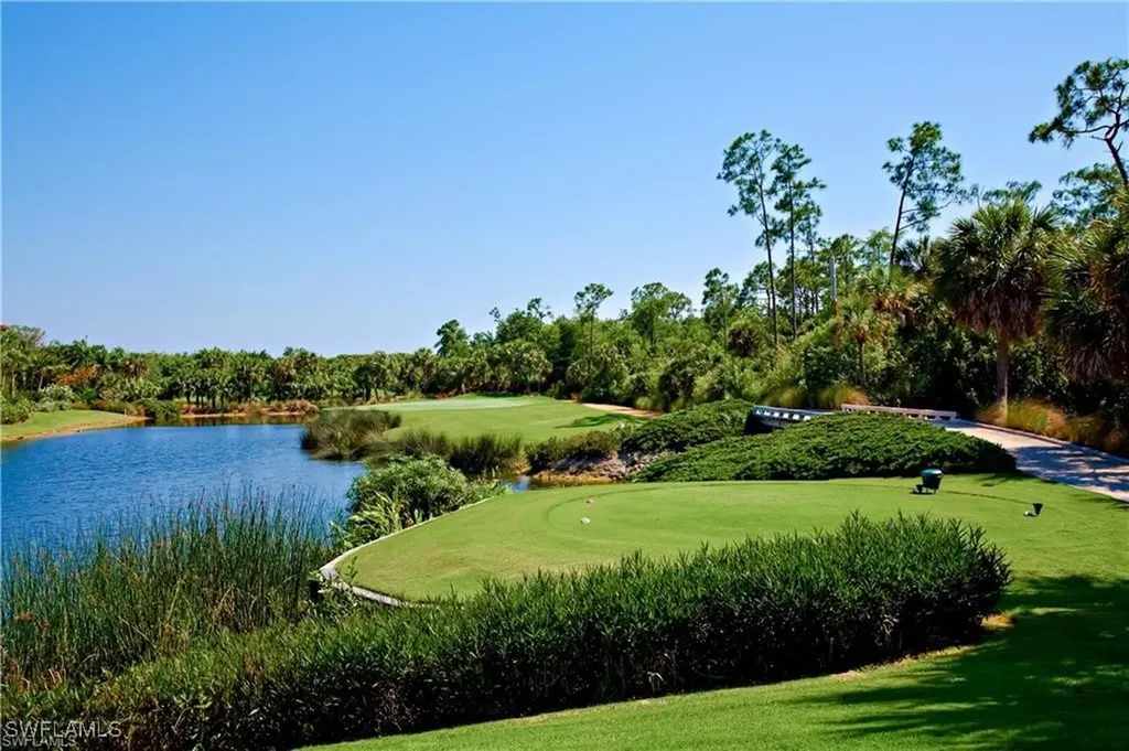 2170 Miramonte Way Naples FL 34105
