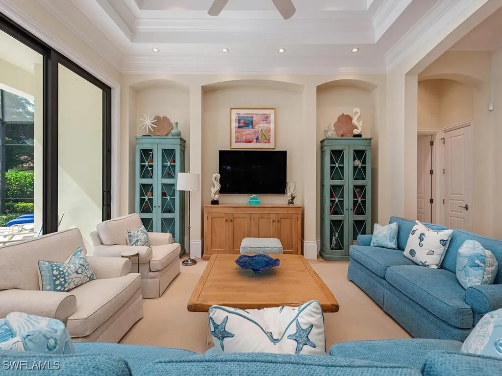 2170 Miramonte Way Naples FL 34105