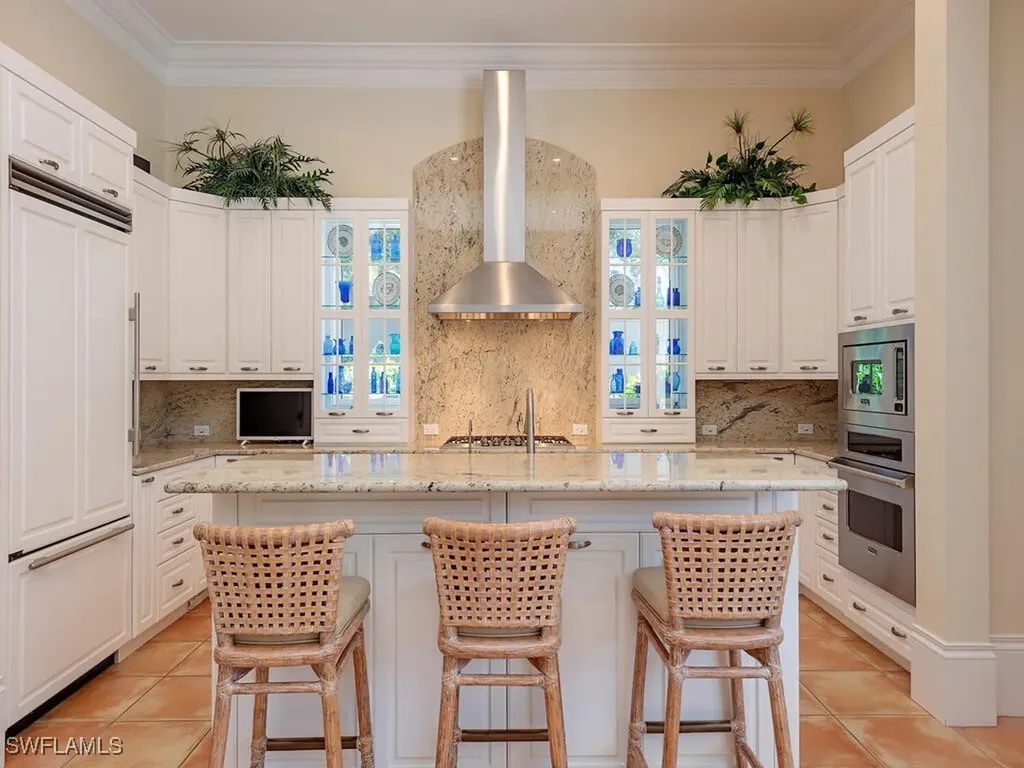 2170 Miramonte Way Naples FL 34105