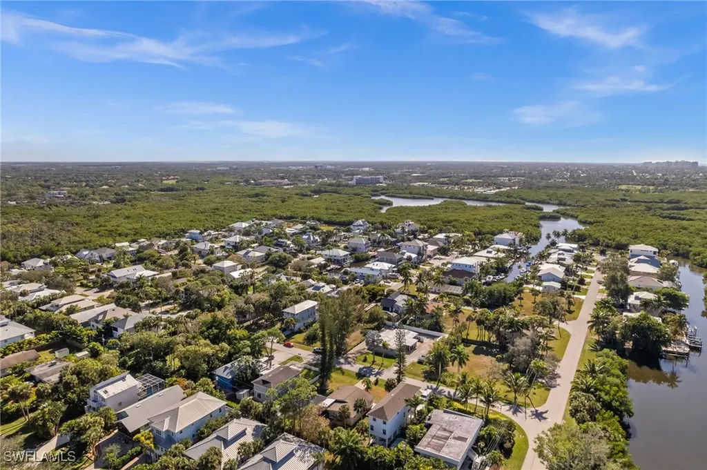 723 Park Avenue Naples FL 34110
