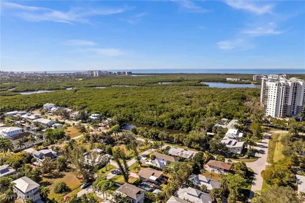723 Park Avenue Naples FL 34110