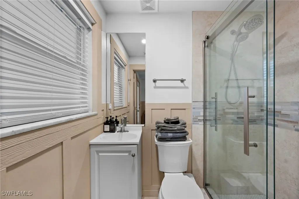 723 Park Avenue Naples FL 34110