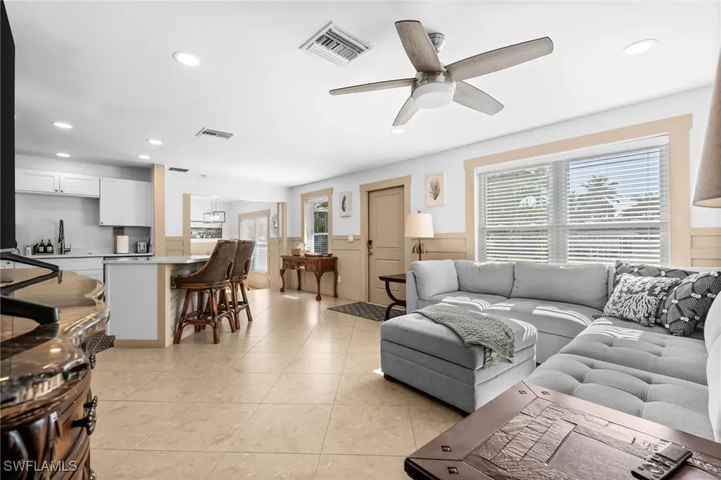 723 Park Avenue Naples FL 34110