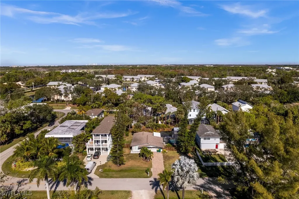 723 Park Avenue Naples FL 34110