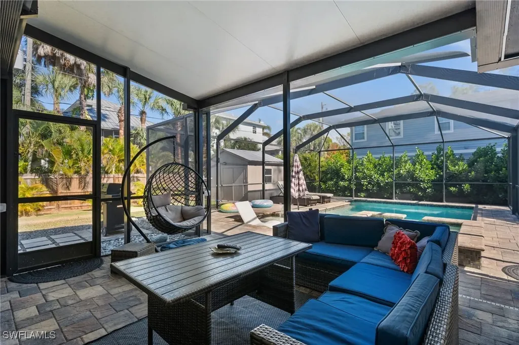 723 Park Avenue Naples FL 34110