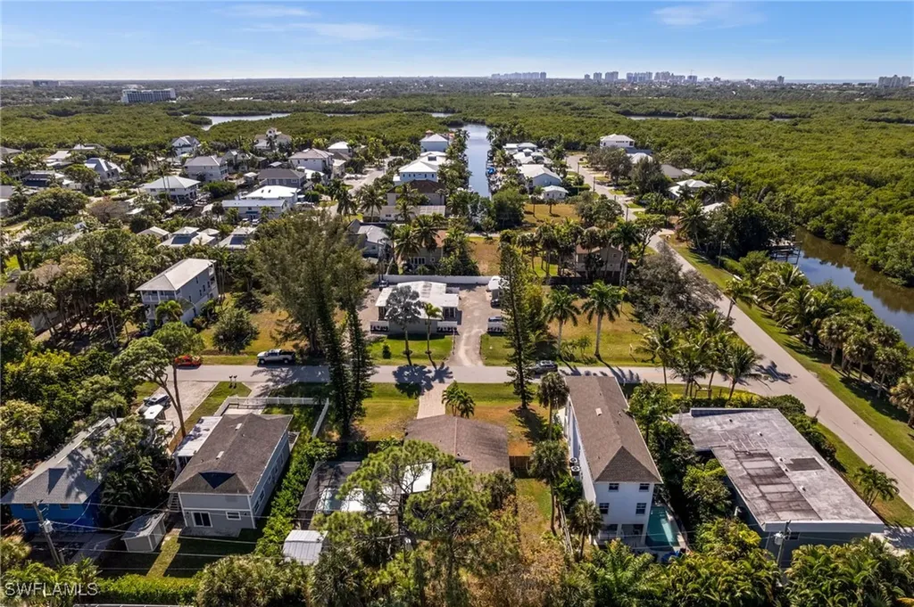 723 Park Avenue Naples FL 34110