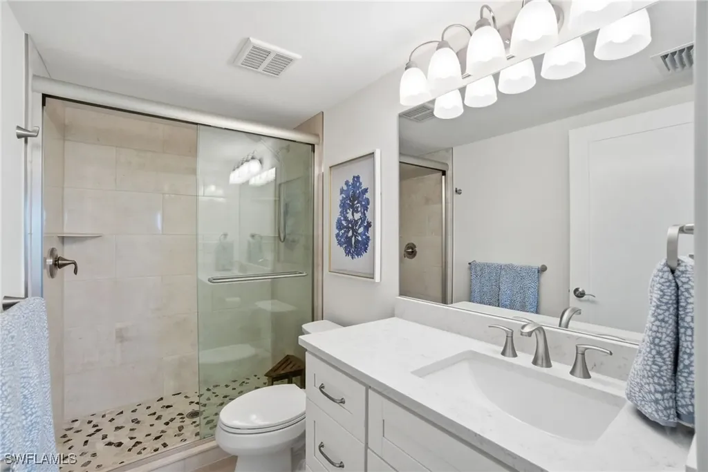 305 Goodlette-frank Road S Naples FL 34102