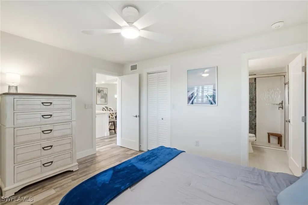 305 Goodlette-frank Road S Naples FL 34102