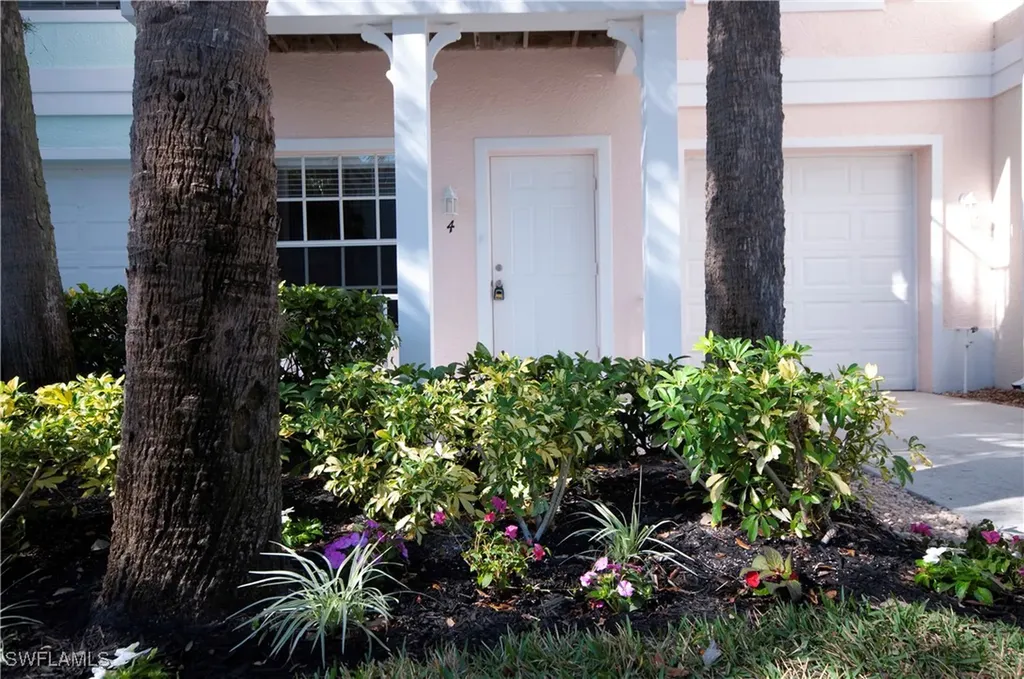 3281 Lindsey Lane Naples FL 34109