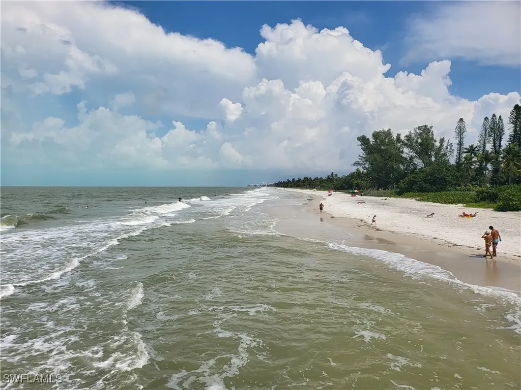 3281 Lindsey Lane Naples FL 34109