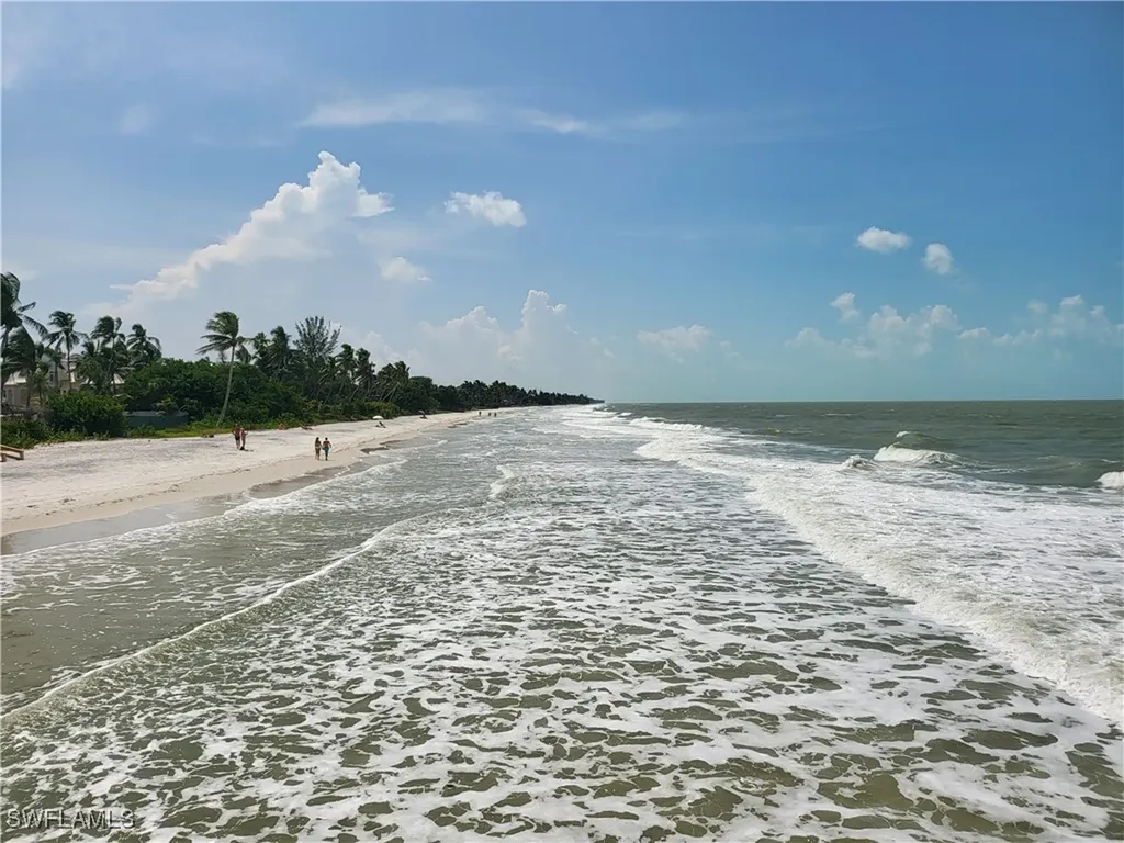 3281 Lindsey Lane Naples FL 34109