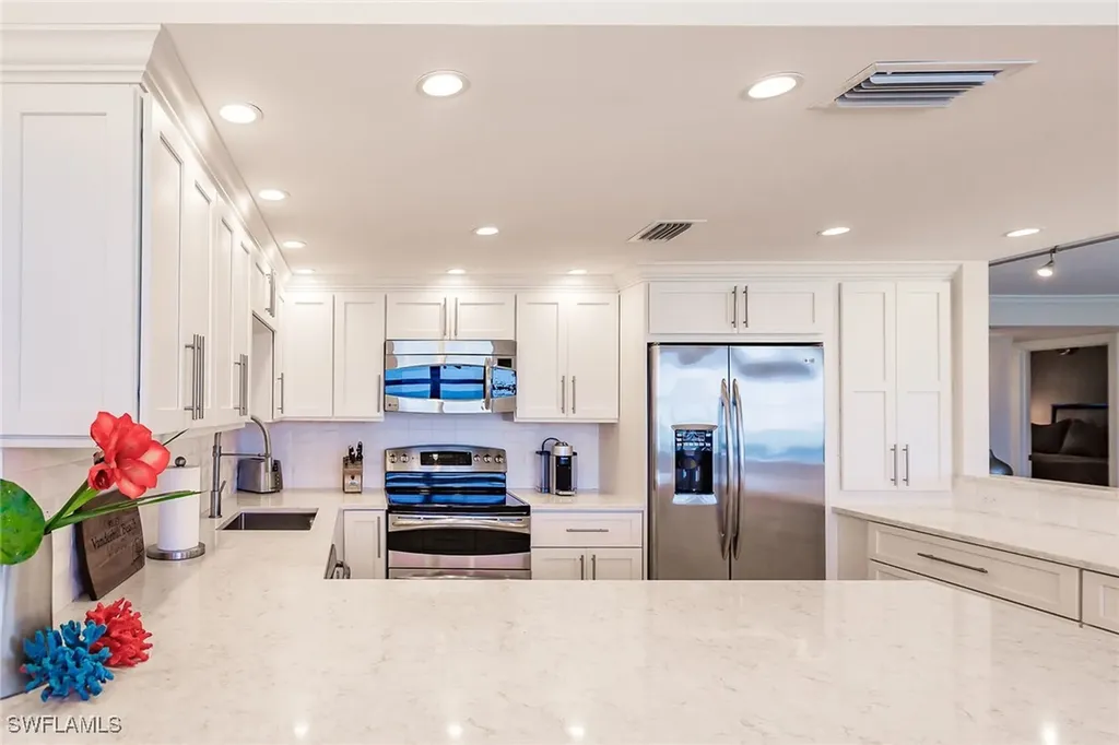 9375 Gulf Shore Drive Naples FL 34108