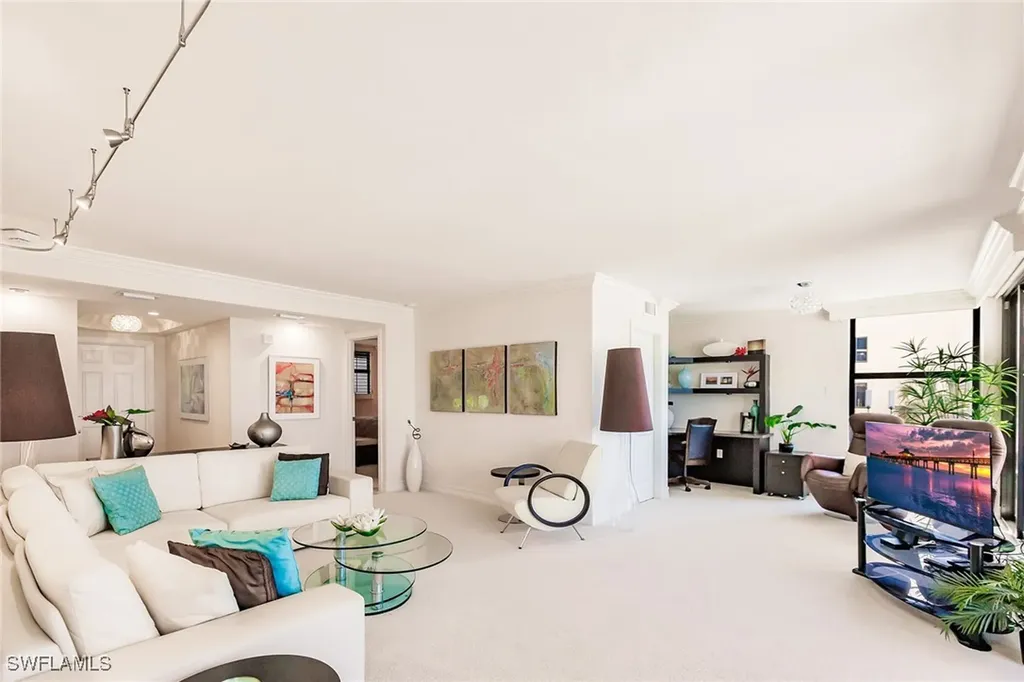 9375 Gulf Shore Drive Naples FL 34108
