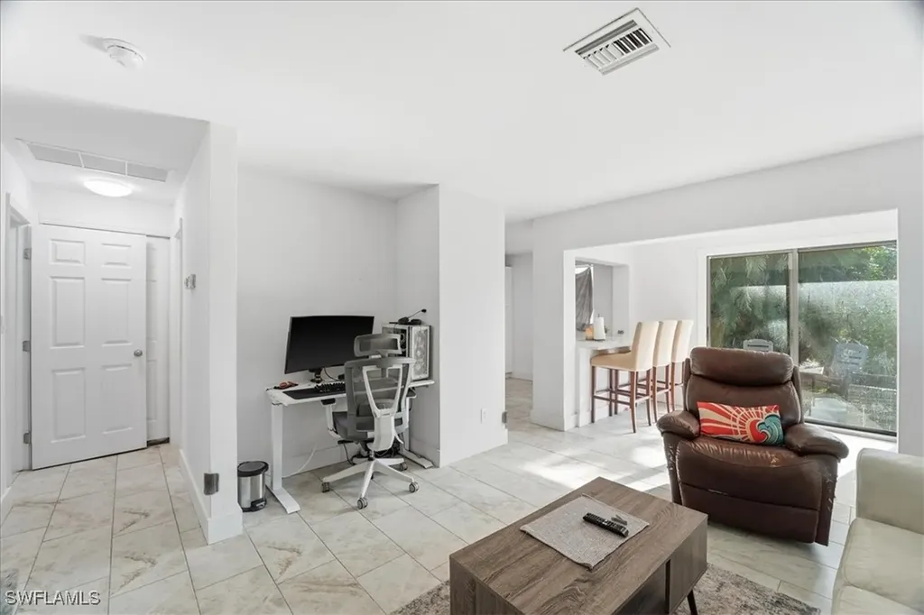 108 San Salvador Street Naples FL 34113