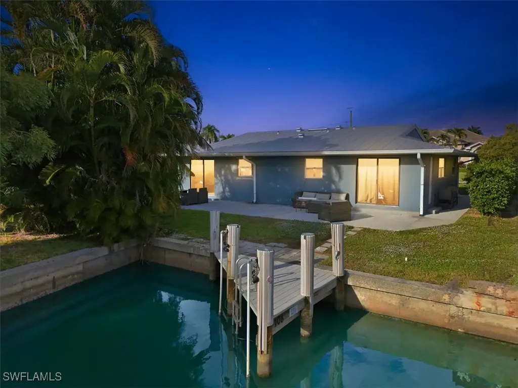 108 San Salvador Street Naples FL 34113