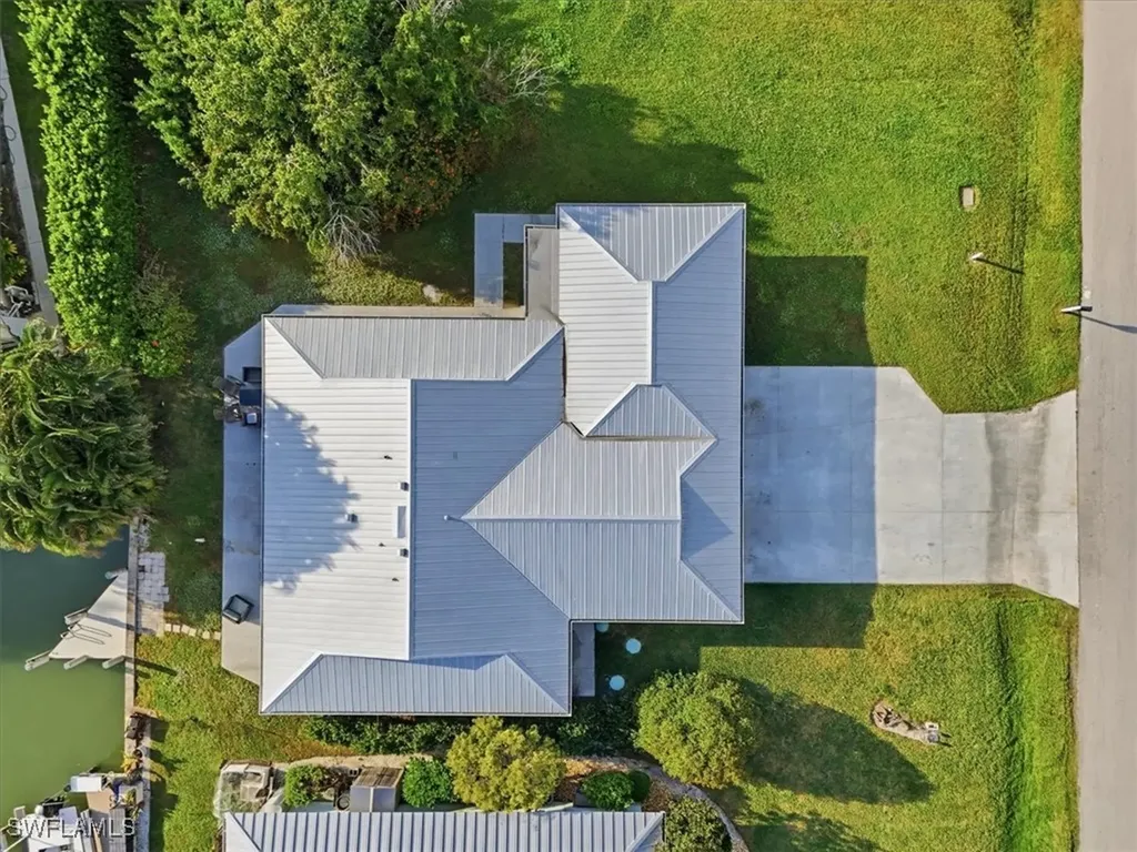 108 San Salvador Street Naples FL 34113