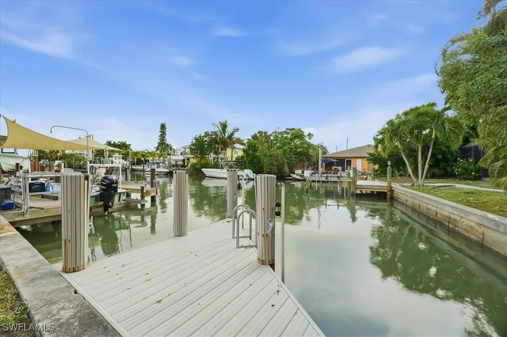 108 San Salvador Street Naples FL 34113