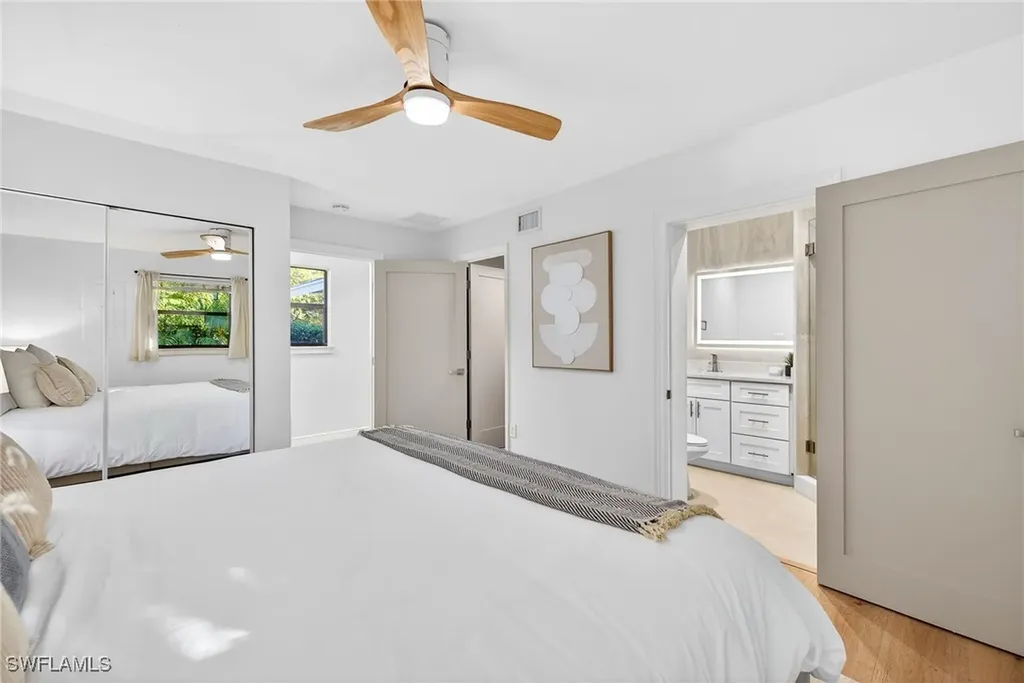 1275 8th Avenue N Naples FL 34102