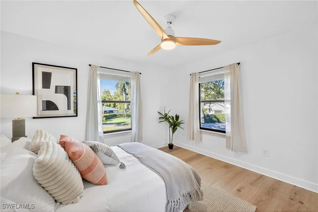 1275 8th Avenue N Naples FL 34102