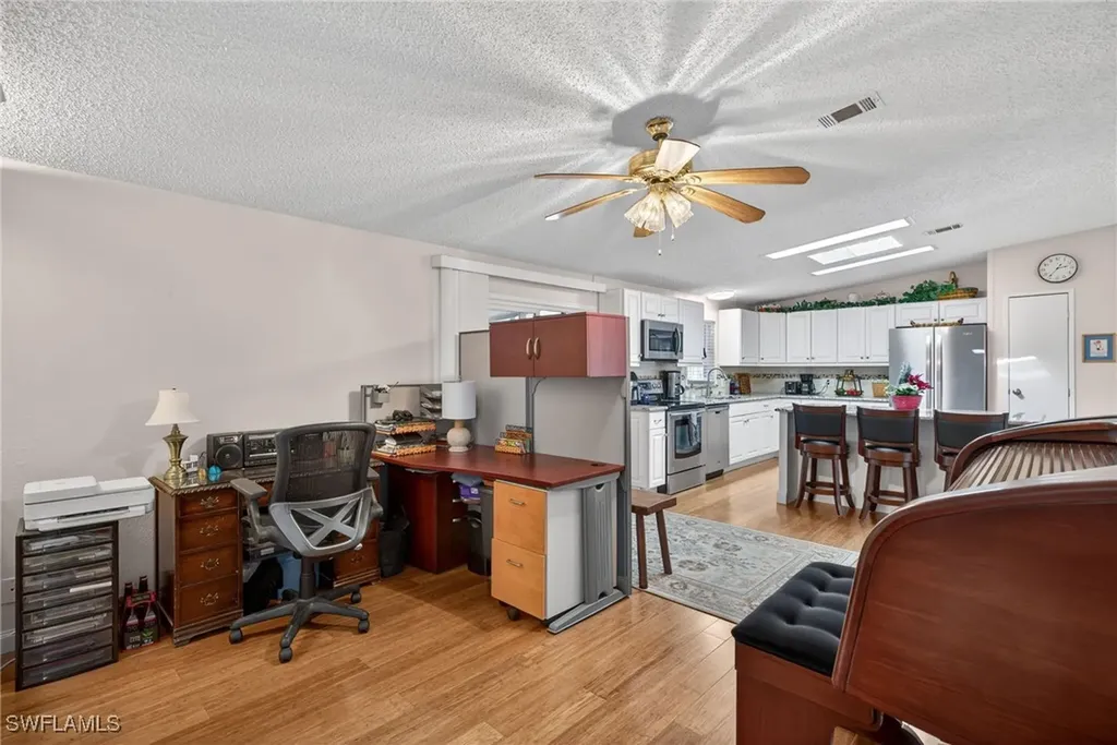 161 Seven Seas Way Naples FL 34104